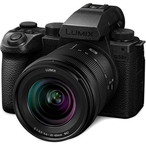 Panasonic Lumix DC-S5 IIX Kit (20-60mm f/3.5-5.6)