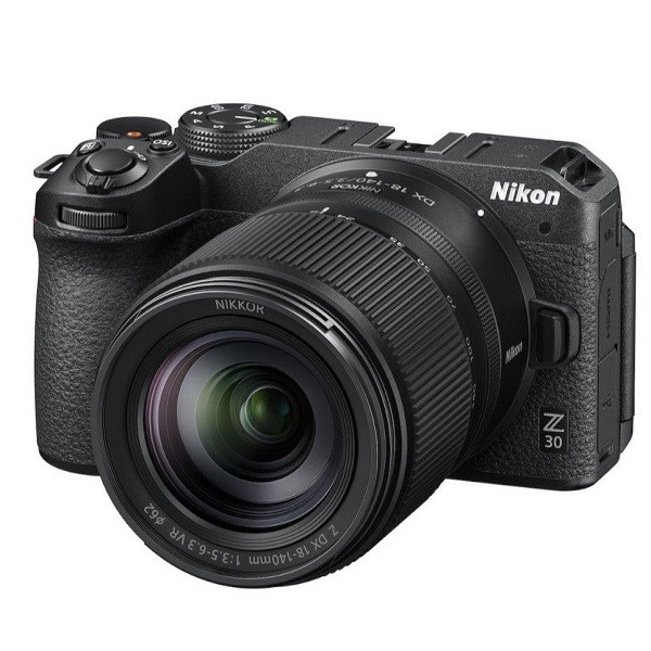 Nikon Z30 Kit (18-140mm f/3.5-6.3)